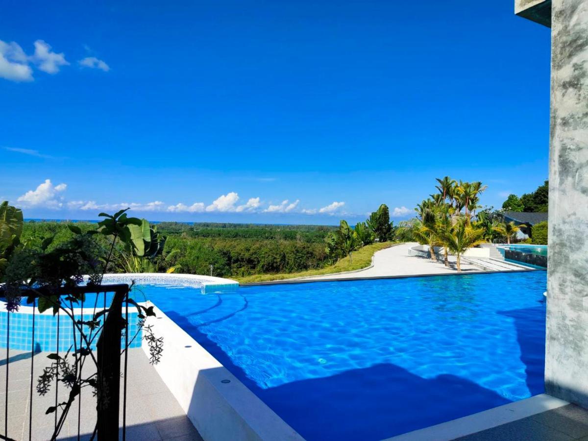 Khaolak Blue Sky Villa Khao Lak Exterior photo