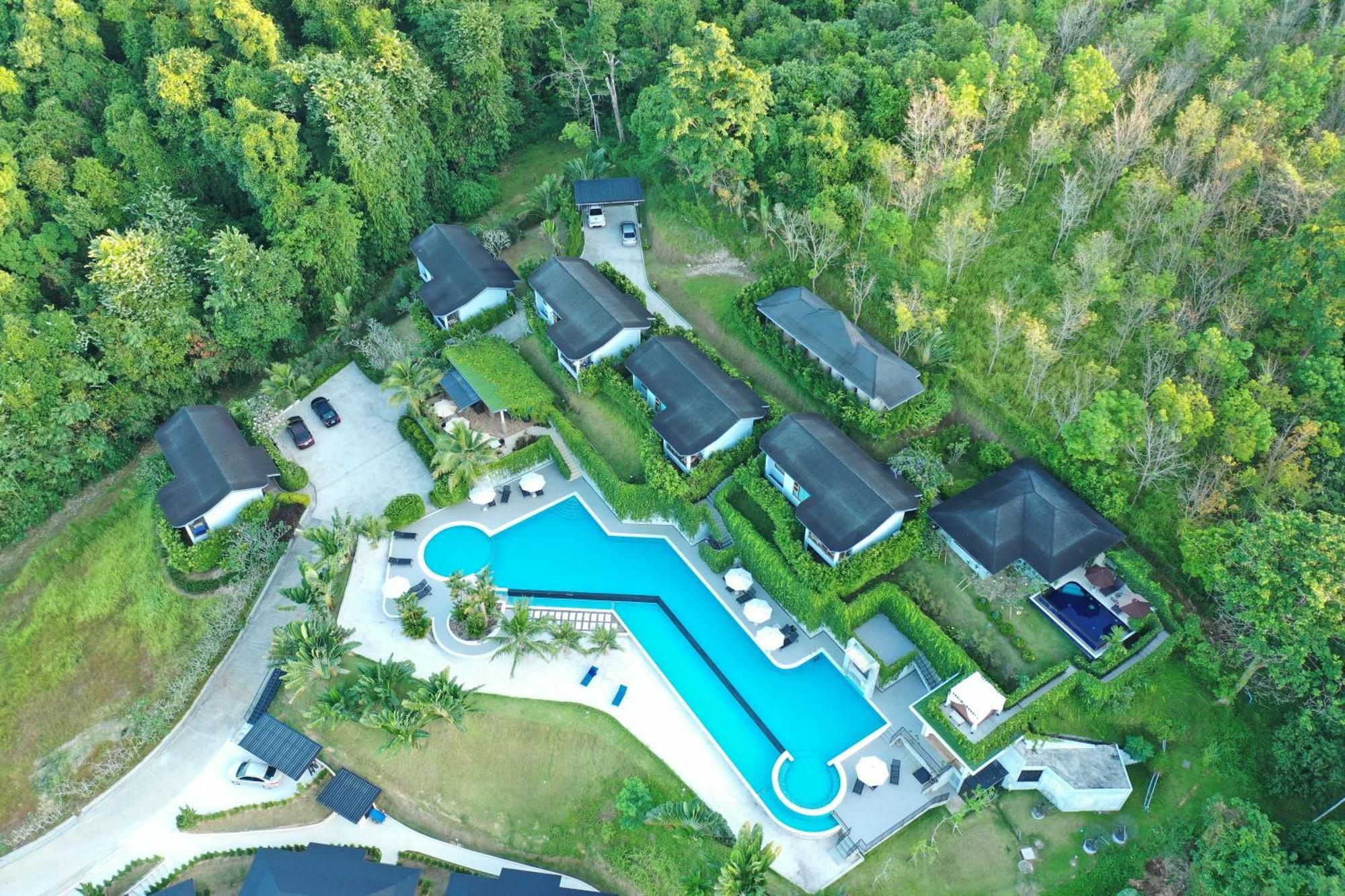 Khaolak Blue Sky Villa Khao Lak Exterior photo