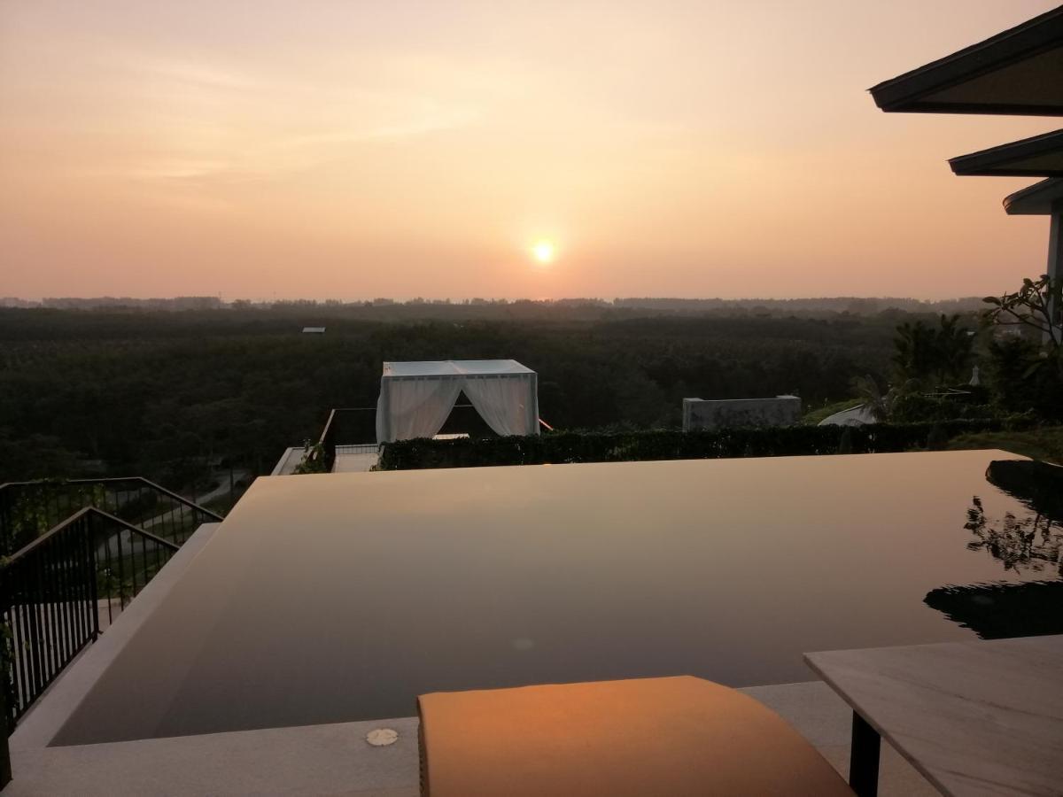 Khaolak Blue Sky Villa Khao Lak Exterior photo
