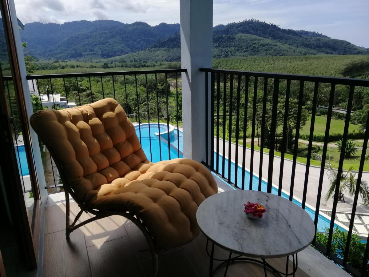 Khaolak Blue Sky Villa Khao Lak Exterior photo
